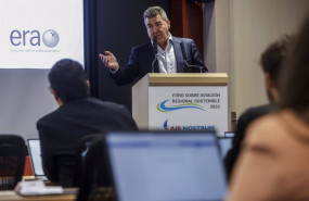 ep el presidente ejecutivo de air nostrum carlos bartomeu interviene en el foro sobre aviacion