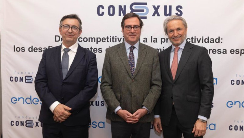 ep i d el presidente de la cev vicente lafuente el presidente de la ceoe antonio garamendi y el ep i d el presidente de la cev vicente lafuente el presidente de la ceoe antonio garamendi y el