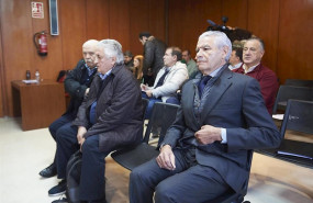 ep i-d los agentes juan vergar e inaki urquijo y el ex presidente del racing de santander francisco