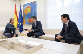 ep illa entrega a sanchez un informe sobre la estrategia de transicion antes de la reunion con las