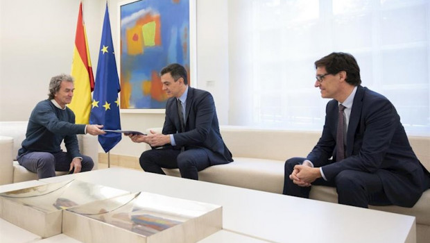 ep illa entrega a sanchez un informe sobre la estrategia de transicion antes de la reunion con las