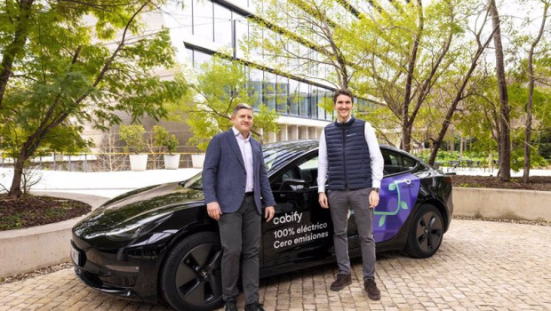 ep juan barbolla director financiero de cabify izq y roberto albaladejo responsable de bbva stark