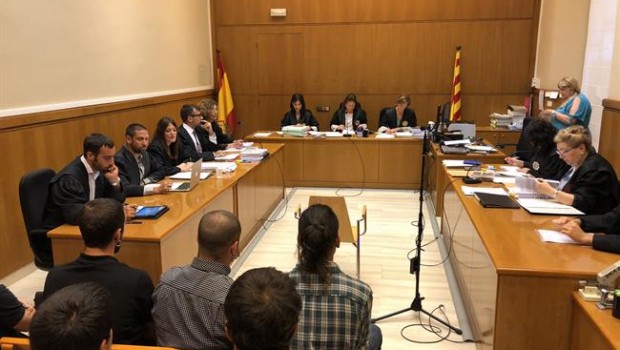 ep juicionueve acusadosaltercadosun mitinppvilanova