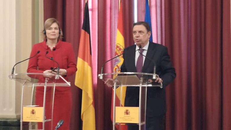 La ministra de Agricultura y Alimentación de Alemania, Julia Klöckner (izq), y el ministro de Agricultura, Pesca y Alimentación, Luis Planas (der). | EUROPA PRESS ep la ministra de agricultura y alimentacion de alemania julia klckner izq y el ministro de