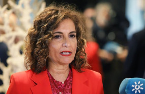 ep la ministra de hacienda y funcion publica maria jesus montero participa en la mesa redonda el