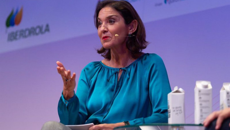 La ministra de Industria, Comercio y Turismo, Reyes Maroto, interviene en la segunda edición de las Jornadas de Fondos Europeos de Recuperación, en el Museo Nacional Centro de Arte Reina Sofía, a 12 de mayo de 2022, en Madrid (España). | Gustavo Valiente - Europa Press ep la ministra de industria comercio y turismo reyes maroto interviene en la segunda edicion de las