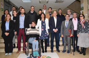ep maria jose rienda y la triatleta eva del moral tras la celebracion de la mesa del deporte