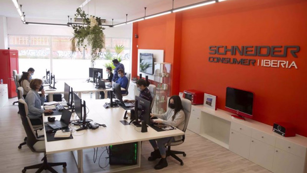 ep nuevas oficinas en torrelavega cantabria de schneider consumer