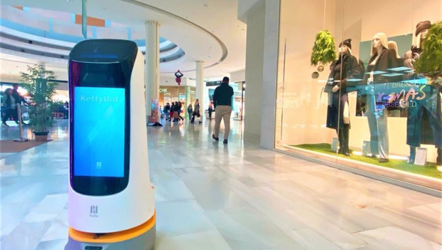 ep robot en el centro comercial el faro