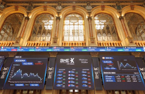 ep varios paneles del ibex 35 en el palacio de la bolsa a 19 de junio de 2023 en madrid espana el