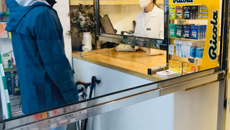 1600941040 mamparayseparacionfarmaciaagraweb