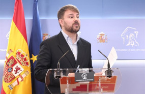 ep el diputado de compromis alberto ibanez durante una rueda de prensa en el congreso a 24 de ep el diputado de compromis alberto ibanez durante una rueda de prensa en el congreso a 24 de