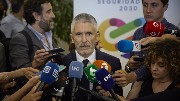 ep el ministro del interior fernando grande marlaska atiende a los medios tras la presentacion de la