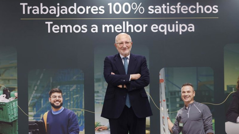ep el presidente de mercadona juan roig c durante una rueda de prensa a 10 de marzo de 2026 en