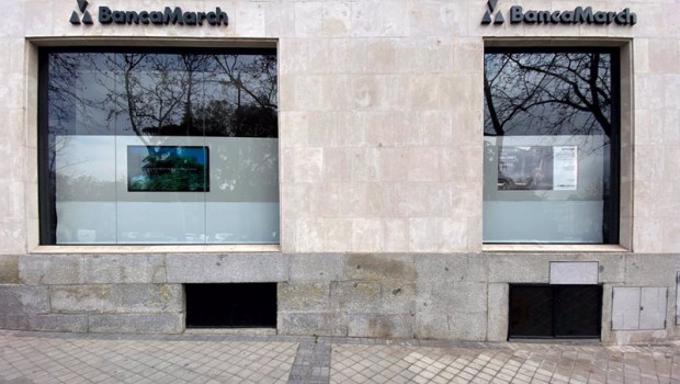 ep exterior de un local de banca march