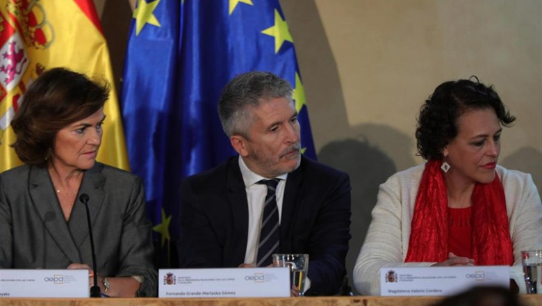 ep i-d la vicepresidenta del gobierno en funciones carmen calvo el ministro de interior en funciones