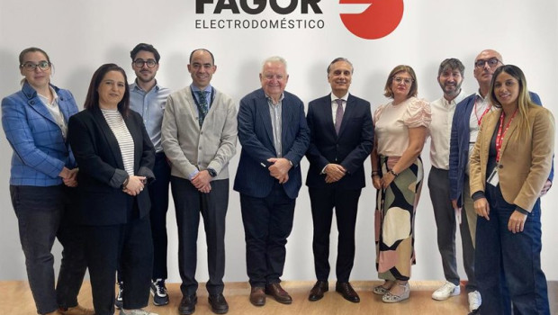 ep jacek rutkowski propietario de amica reafirma el compromiso de la compania con fagor la industria