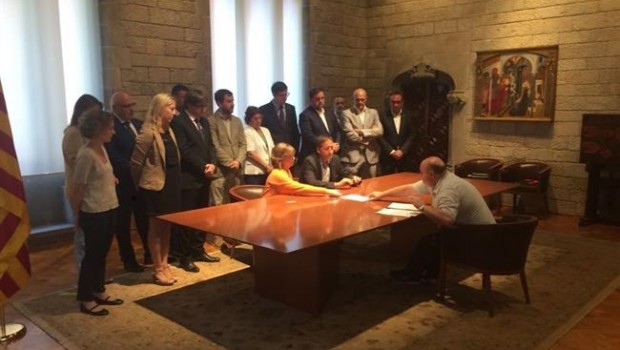 ep la consellera mborrs recibe notificacionla querellala compraurnas