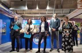 ep la directora ejecutiva de carrefour espana elodie perthuisot presenta act for food