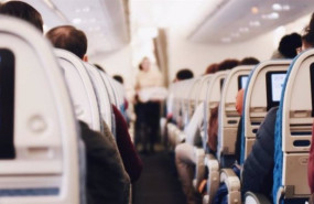 ep pasajeros a bordo de un avion