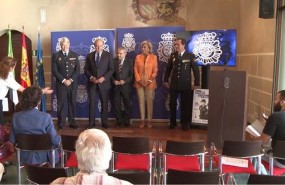 ep presentacion actos diala policiabadajoz