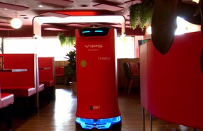 ep robots en los restaurantes de vips