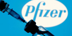 pfizer dit que son vaccin est tres efficace contre le variant delta 