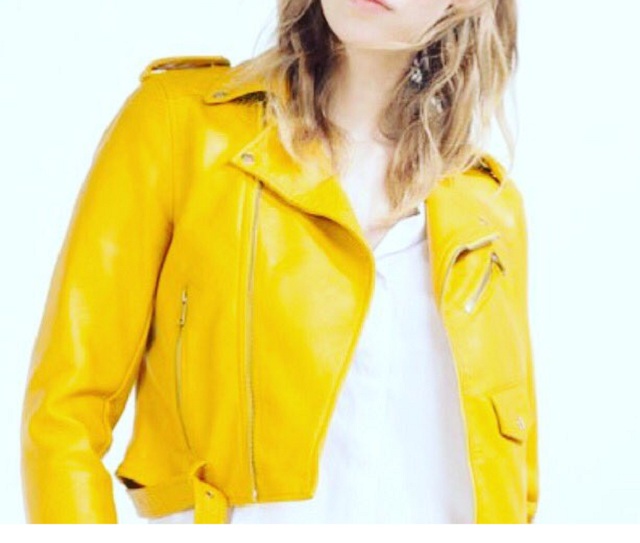 Inditex se pronuncia sobre la chaqueta amarilla de Zara - Bolsamania.com
