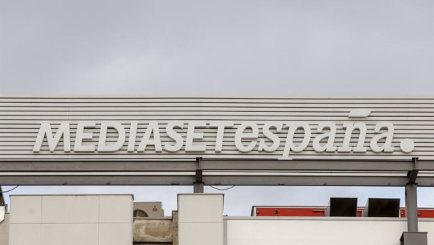 ep archivo cartel mediaset espana en la sede de telecinco ep archivo cartel mediaset espana en la sede de telecinco