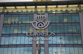 ep archivo   sede central de correos en el campo de las nacionales de madrid