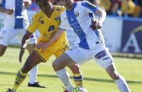 ep djene del alcorcon ante omar ramos del leganes