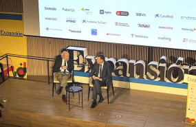 ep el consejero delegado de criteriacaixa angel simon y el periodista salvador arancibia