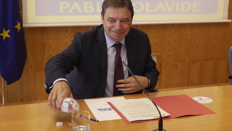 ep el ministro de agricultura pesca y alimentacion luis planas durante la conferencia sobre los 60