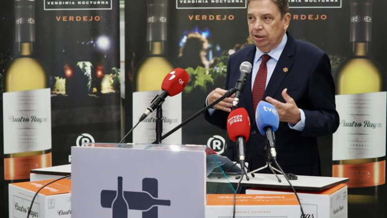 ep el ministro de agricultura pesca y alimentacion luis planas inaugura las nuevas instalaciones de