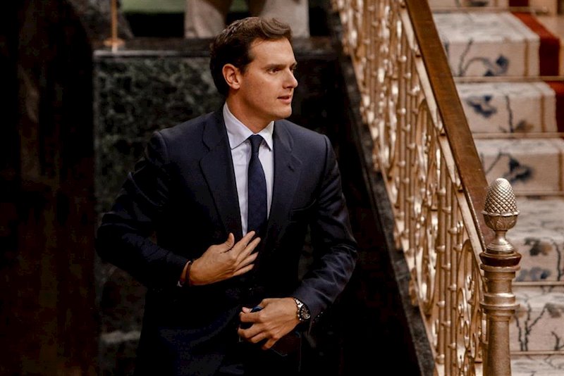 ep el presidente de ciudadanos albert rivera entrando en el hemiciclo del congreso de los diputados