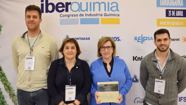 ep ercros recibe el premio en sostenibilidad en iberquimia