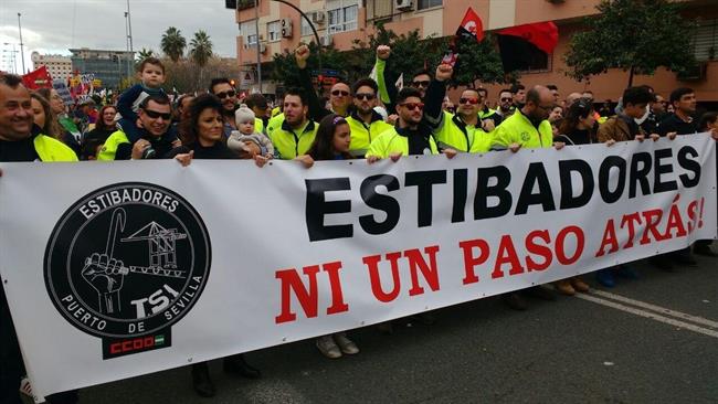 Estibadors manifestant-se a Sevilla | EUROPA PRESS/IU ep estibadors manifestant-sesevilla