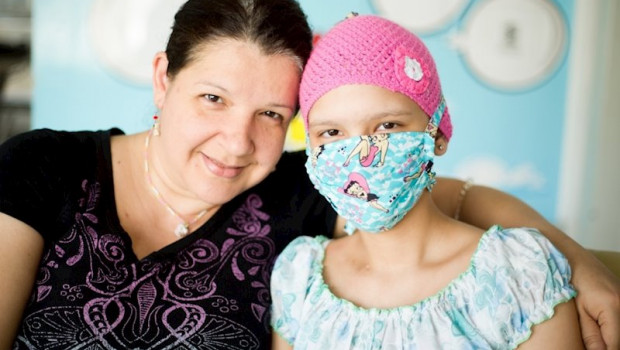 ep fundacion unoentrecienmil lanza mipequetienecancer que centraliza ayudas e iniciativas sobre