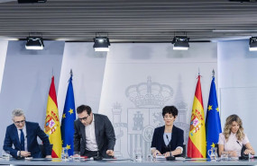 ep i d el ministro de hacienda arcadi espana el vicepresidente primero y ministro de economia