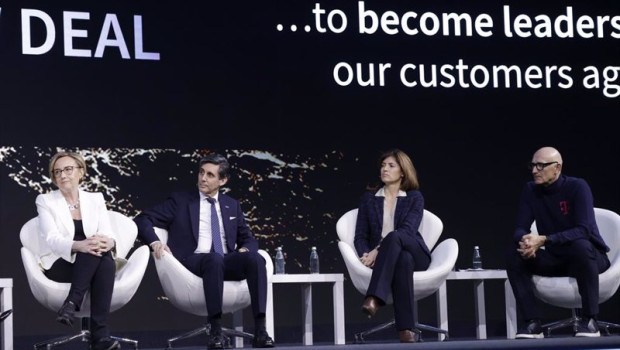 ep i d la ceo de vodafone margherita della valle el presidente de telefonica jose maria
