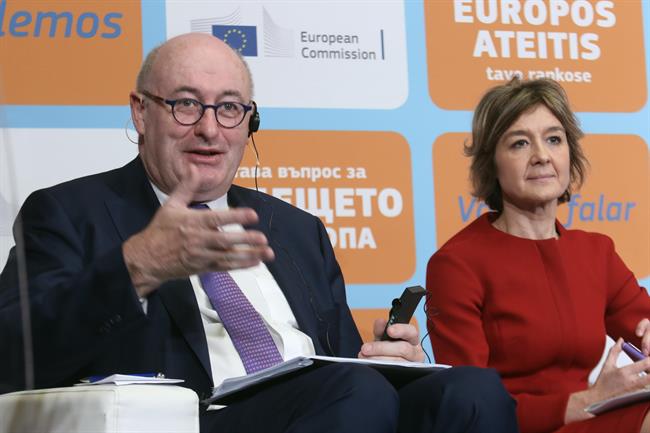 La ministra García Tejerina, este lunes en Sevilla | EUROPA PRESS ep la ministra garcia tejerina este lunessevilla