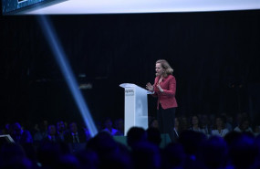 ep la ministraeconomiaempresafunciones nadia calvino participael digitales summit 2019