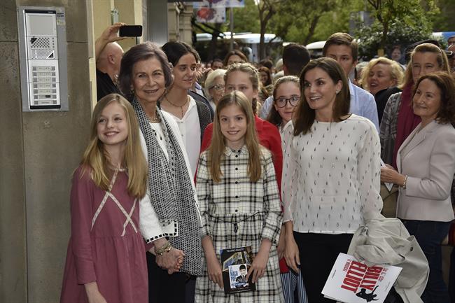 La Reina Letizia y Doña Sofía junto a Leonor y la infanta Sofía | EUROPA PRESS ep la reina letiziadona sofiaa leonorla infanta sofia