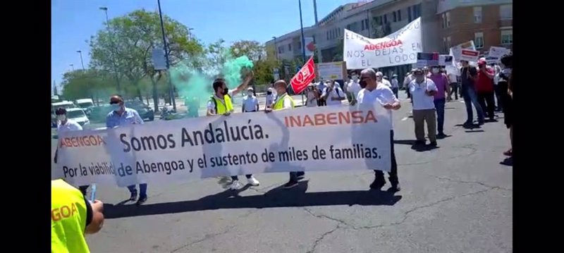 ep protesta de trabajadores de abengoa ep protesta de trabajadores de abengoa