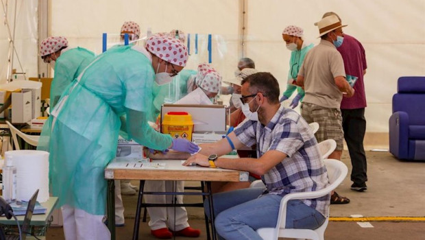 ep vecinos del municipio madrileno de torrejon se realizan una de las pruebas diagnosticas de