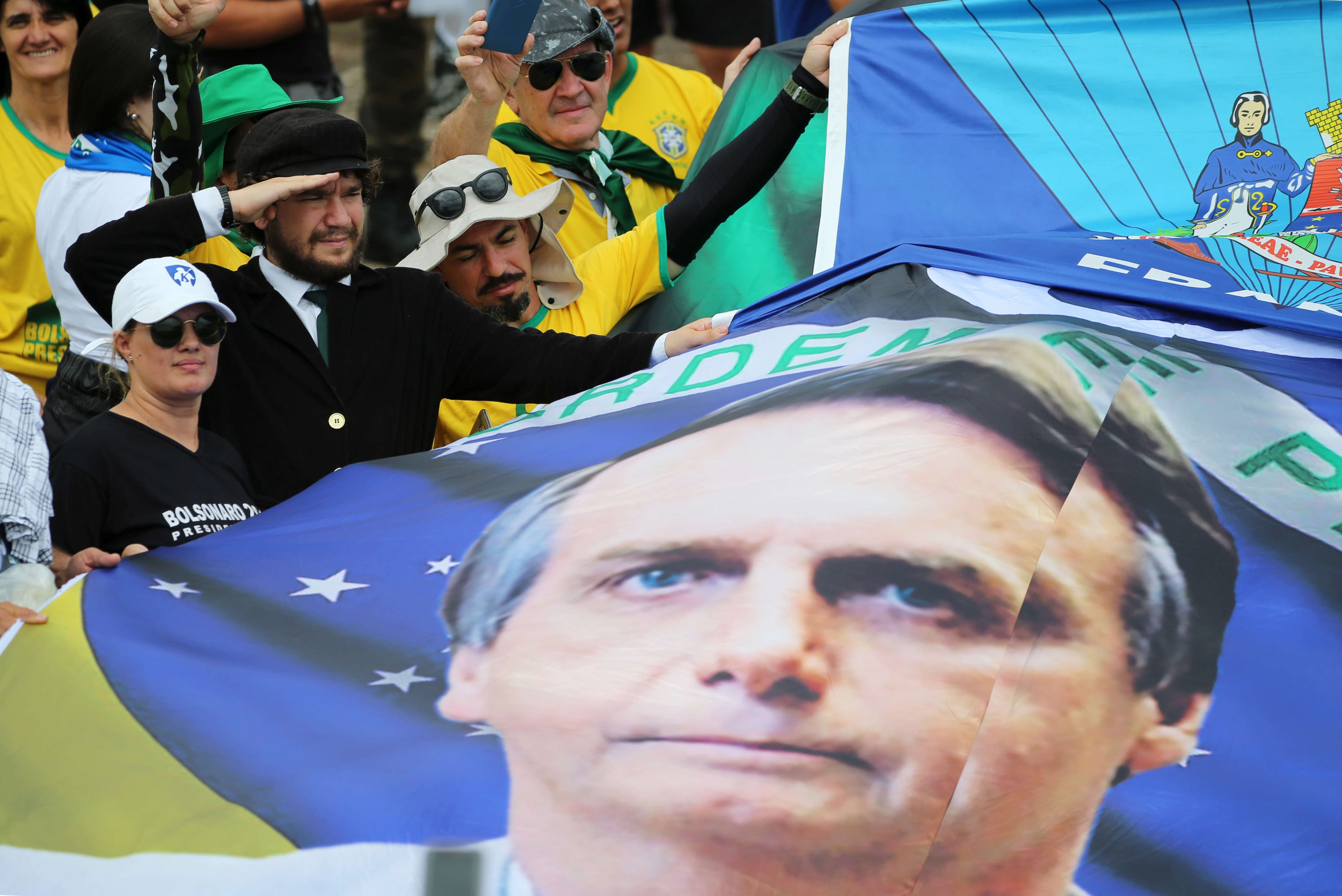 jair-bolsonaro-prend-ses-fonctions-a-la-presidence-du-bresil