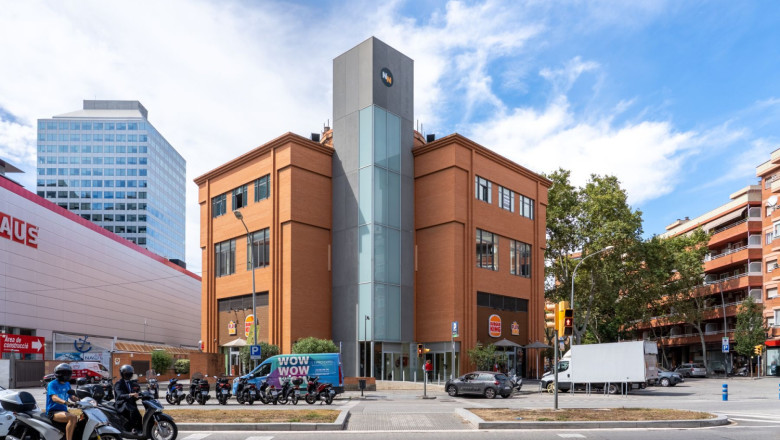 nn working zona franca fachada 20251210125646 