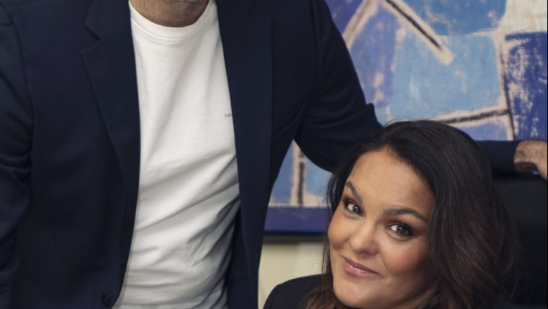 sergio menendez y adriana penedo en la agencia 