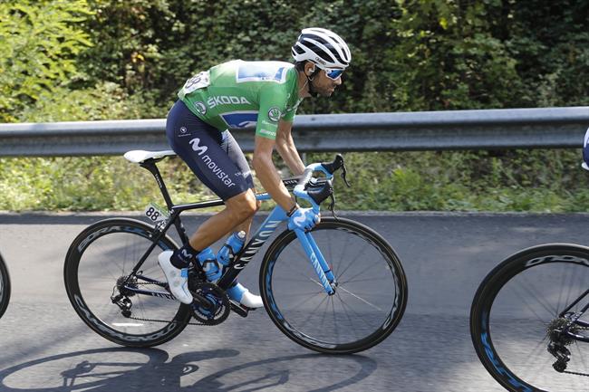 Alejandro Valverde, en los Lagos de Covadonga | @MOVISTAR_TEAM ep alejandro valverde enlagoscovadonga
