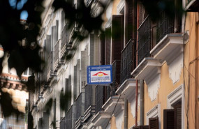 ep archivo   cartel de venta en un edificio de la capital a 27 de octubre de 2021 en madrid espana